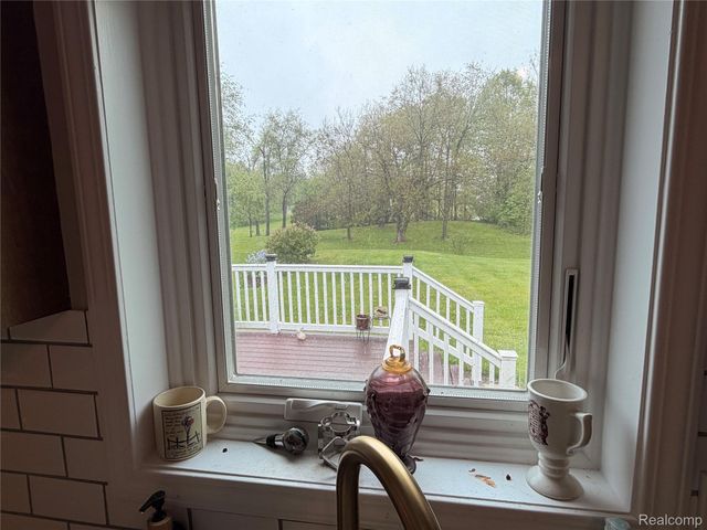 337 Lafayette Street, Manchester Village, MI 48158