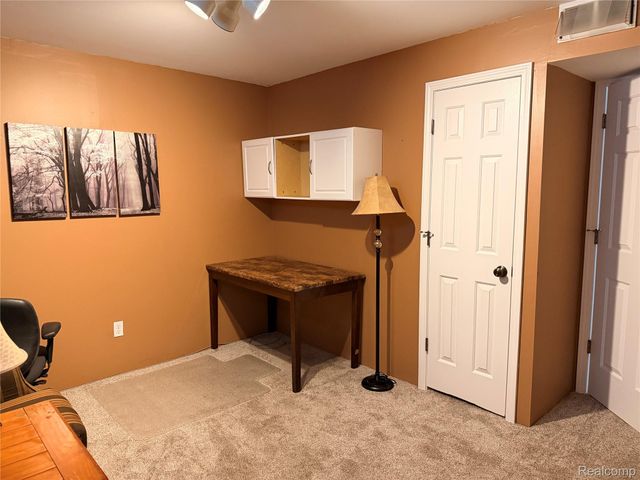 337 Lafayette Street, Manchester Village, MI 48158