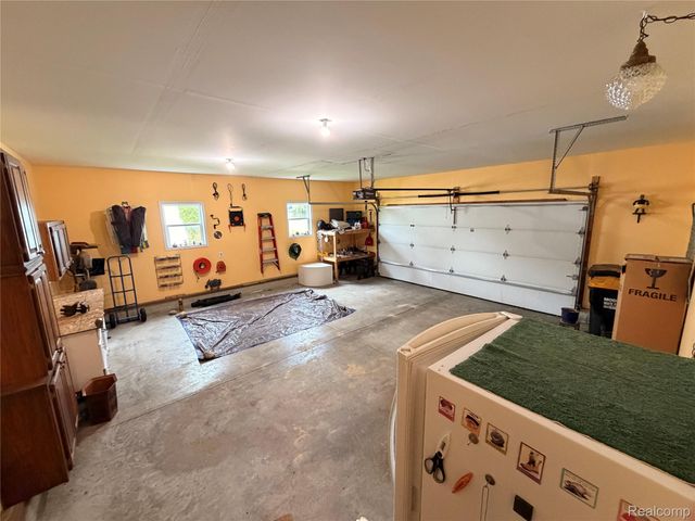 337 Lafayette Street, Manchester Village, MI 48158