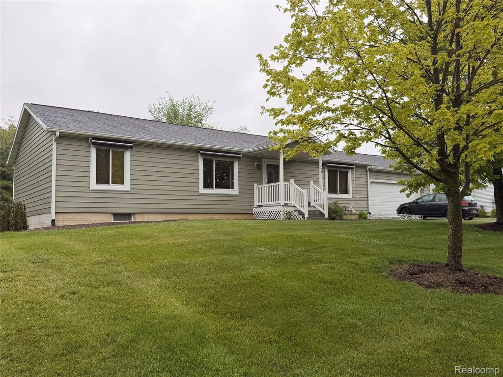 337 Lafayette Street, Manchester Village, MI 48158