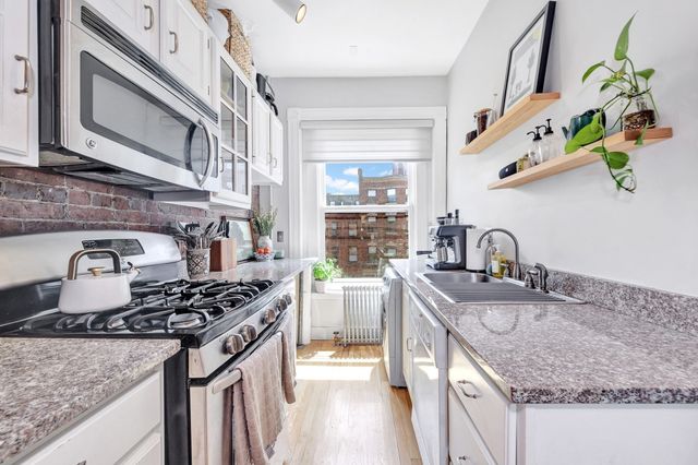 405 Marlborough St 31, Boston, MA 02115