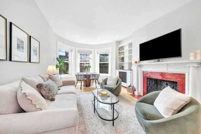 405 Marlborough St 31, Boston, MA 02115