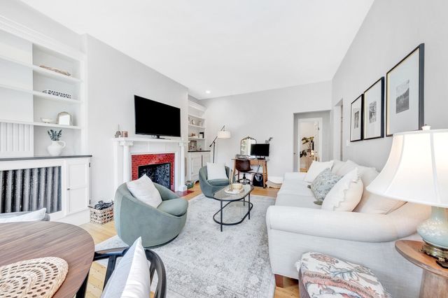 405 Marlborough St 31, Boston, MA 02115