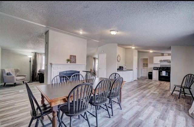 13709 Chaparral Road, Norman, OK 73026