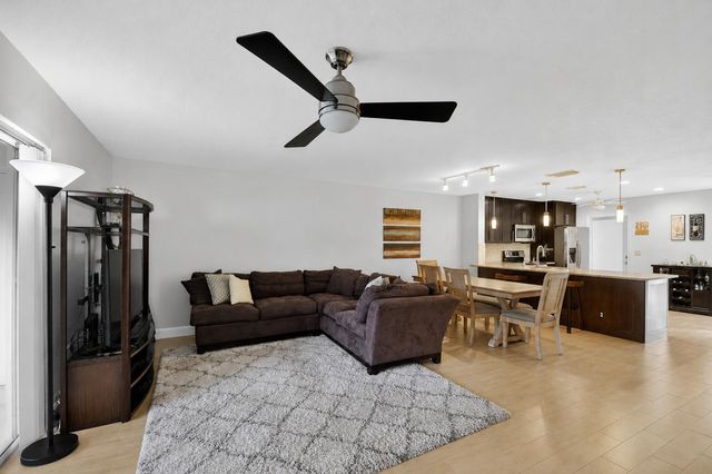 1039 Arezzo Circle, Boynton Beach, FL 33436