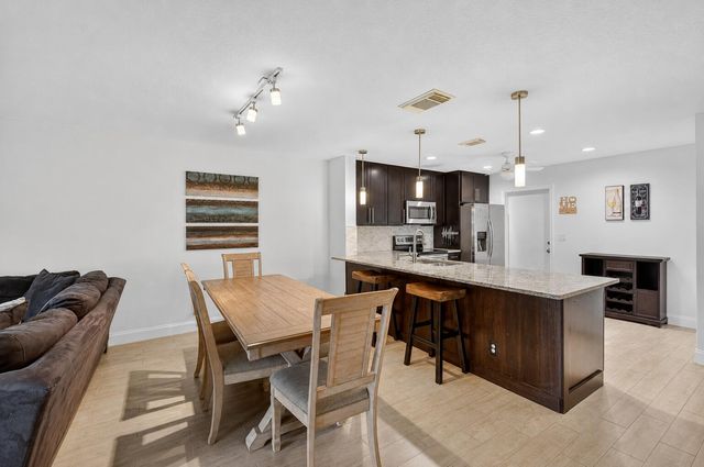 1039 Arezzo Circle, Boynton Beach, FL 33436