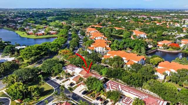 1039 Arezzo Circle, Boynton Beach, FL 33436