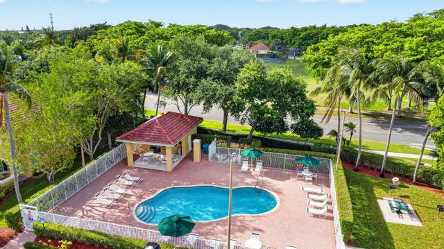 1039 Arezzo Circle, Boynton Beach, FL 33436