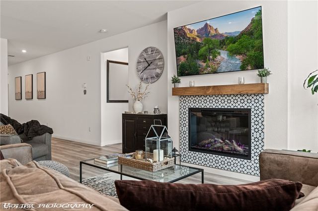 946 Overlook Lane, Mesquite, NV 89027