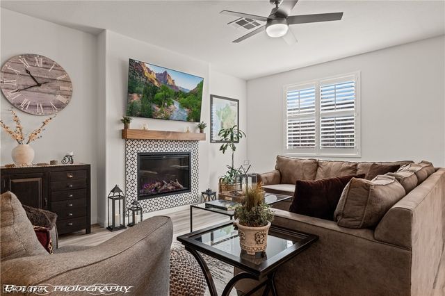 946 Overlook Lane, Mesquite, NV 89027