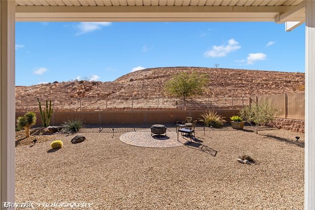 946 Overlook Lane, Mesquite, NV 89027