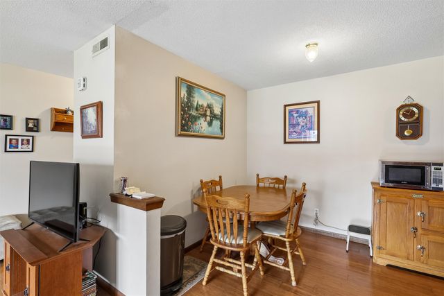 1900 50th Street 2, Des Moines, IA 50310