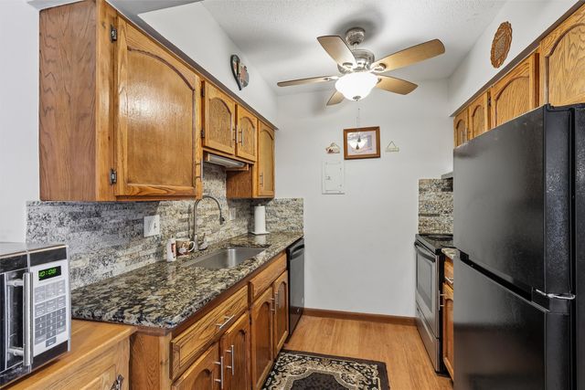 1900 50th Street 2, Des Moines, IA 50310