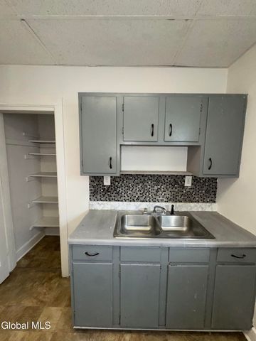 18 Devlin Street, Cohoes, NY 12047