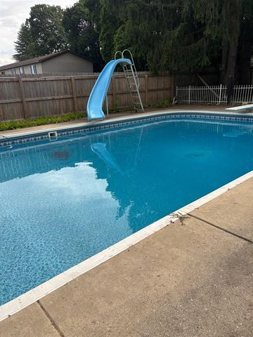 115 John R Street, Clare, MI 48617