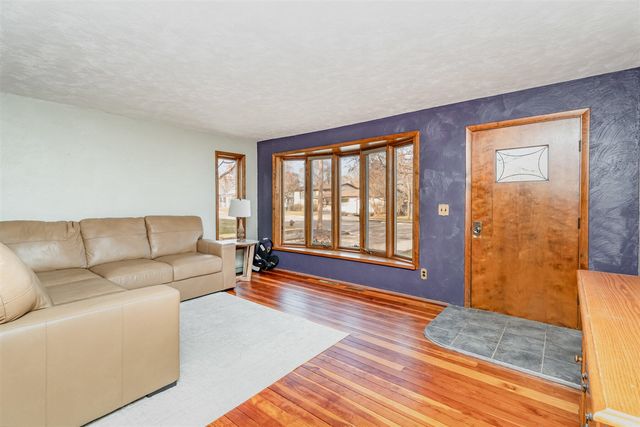 115 John R Street, Clare, MI 48617