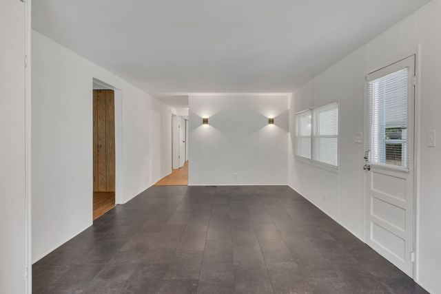 977 Weeping Willow Rd, Hendersonville, TN 37075