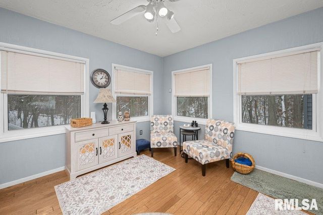 107 ORCHARD Court, Silvis, IL 61282