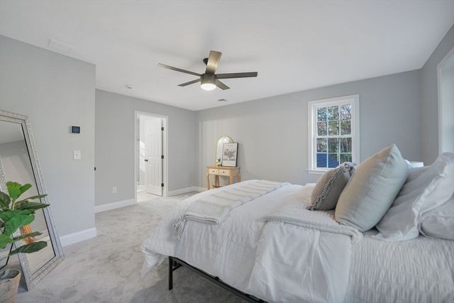 490 High Street, Rochester, MA 02770