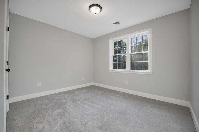 490 High Street, Rochester, MA 02770