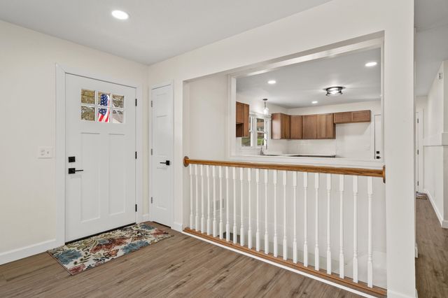 809 7TH ST TERR, Boonville, MO 65233