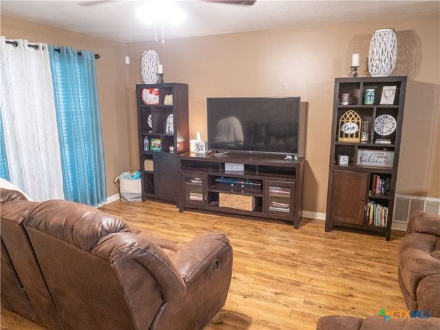 716 Westwood Drive, Port Lavaca, TX 77979