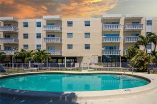 1801 NE 140th St 306, North Miami, FL 33181