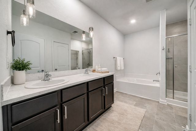 3003 CITRON GDN, Converse, TX 78109