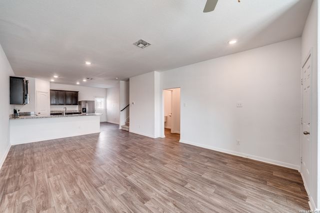 3003 CITRON GDN, Converse, TX 78109