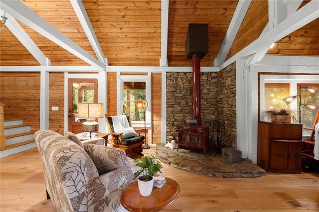 11 Bluebell Circle N, Big Canoe, GA 30143