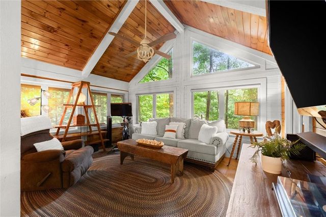 11 Bluebell Circle N, Big Canoe, GA 30143