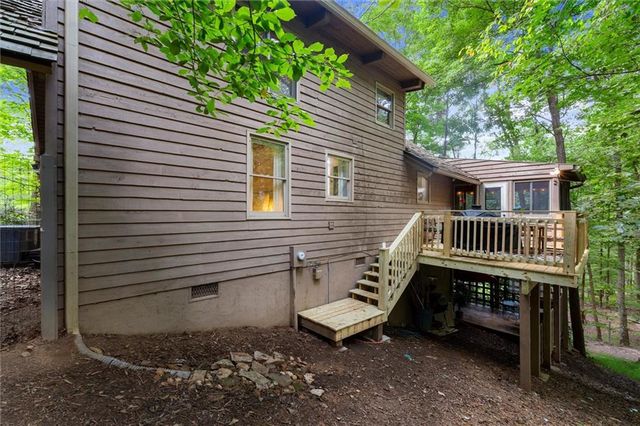 11 Bluebell Circle N, Big Canoe, GA 30143