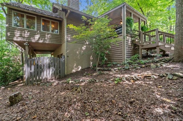 11 Bluebell Circle N, Big Canoe, GA 30143