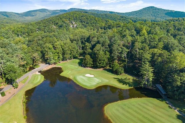 11 Bluebell Circle N, Big Canoe, GA 30143