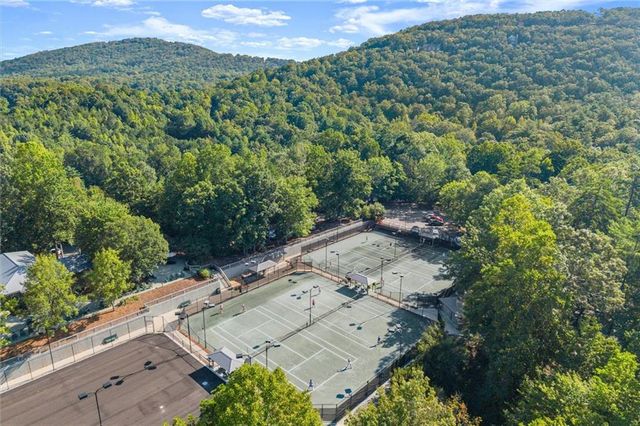 11 Bluebell Circle N, Big Canoe, GA 30143