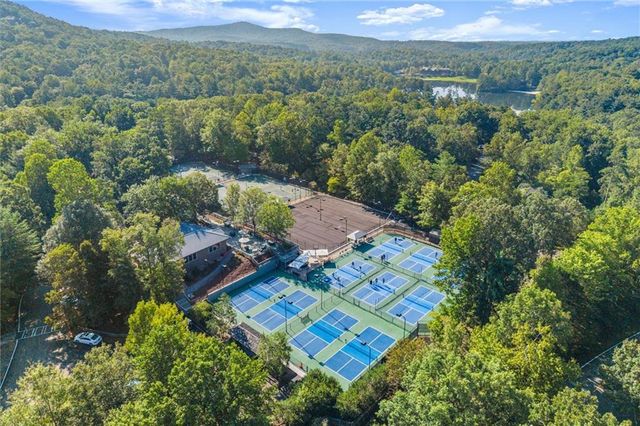 11 Bluebell Circle N, Big Canoe, GA 30143