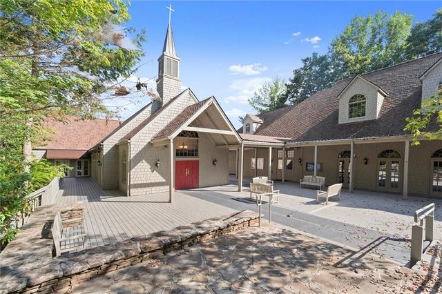 11 Bluebell Circle N, Big Canoe, GA 30143