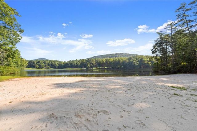 11 Bluebell Circle N, Big Canoe, GA 30143
