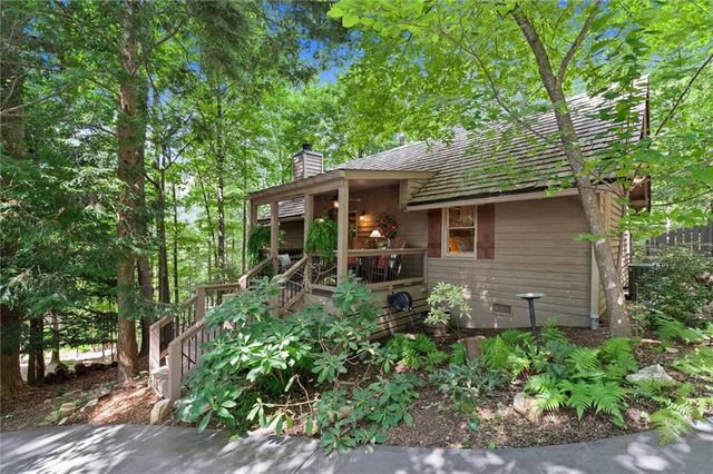 11 Bluebell Circle N, Big Canoe, GA 30143