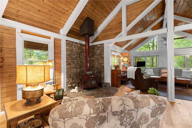 11 Bluebell Circle N, Big Canoe, GA 30143