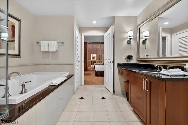 125 East Harmon Avenue 3301 & 3303, Las Vegas, NV 89109