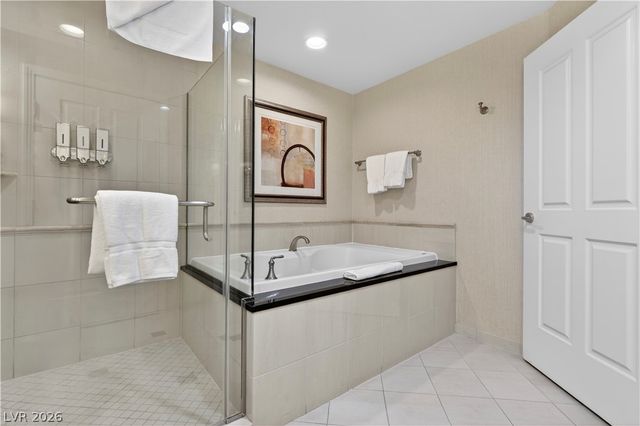 125 East Harmon Avenue 3301 & 3303, Las Vegas, NV 89109