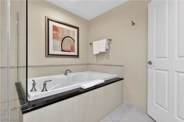 125 East Harmon Avenue 3301 & 3303, Las Vegas, NV 89109