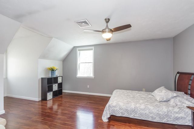 28 Fairway Drive, Merrimack, NH 03054