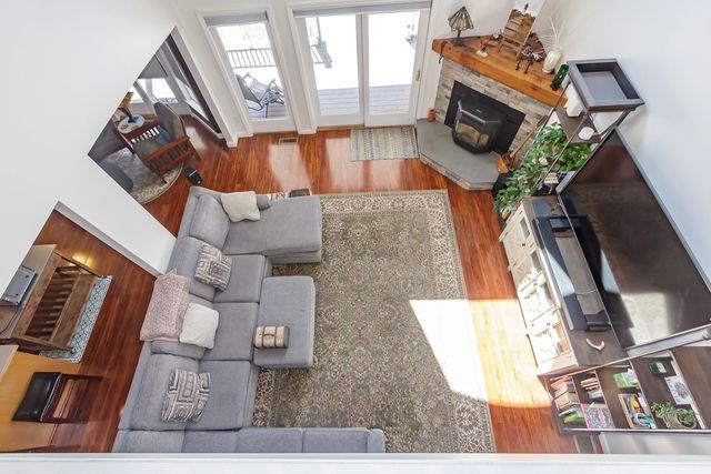 28 Fairway Drive, Merrimack, NH 03054