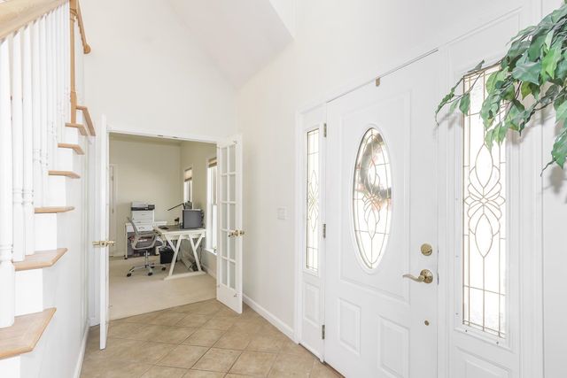 28 Fairway Drive, Merrimack, NH 03054