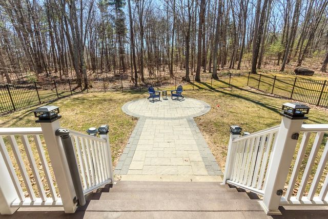 28 Fairway Drive, Merrimack, NH 03054