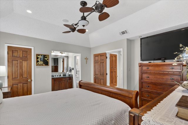 6309 Woodcreek Trail, Fort Worth, TX 76179