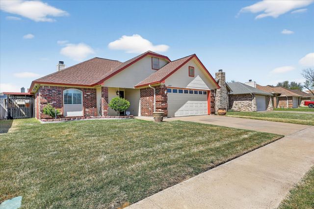 6309 Woodcreek Trail, Fort Worth, TX 76179