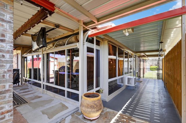 6309 Woodcreek Trail, Fort Worth, TX 76179